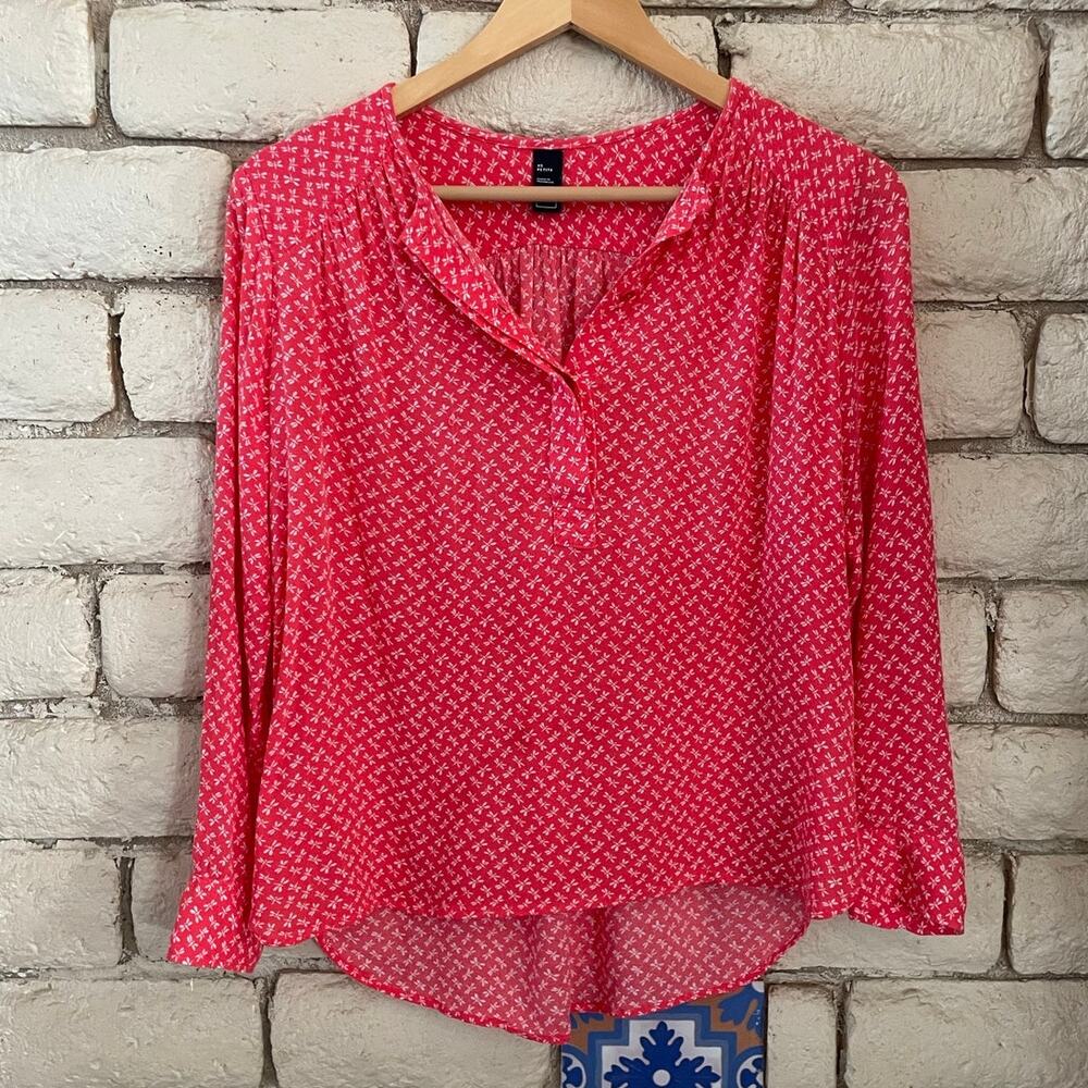 Gap Red & White‎ Dragonfly Print Peasant Blouse – Long Sleeve – XS Petite